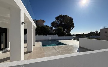Property slide 5