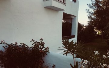 Property slide 22