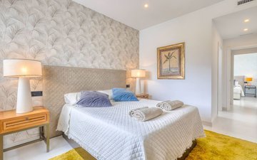 Property slide 20