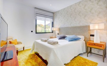 Property slide 22