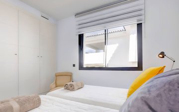 Property slide 32