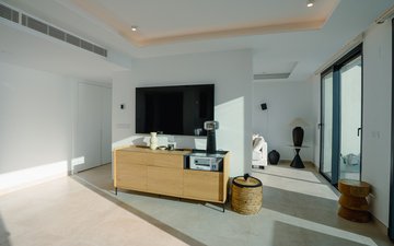 Property slide 14