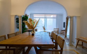 Property slide 18