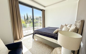 Property slide 21