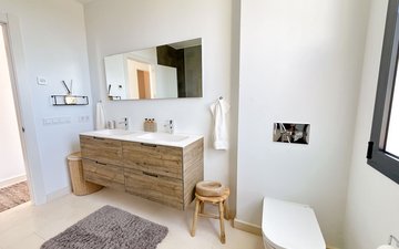 Property slide 27