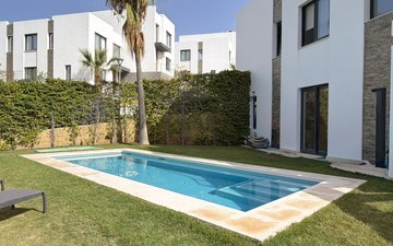 Property slide 42