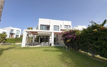 Property slide 46