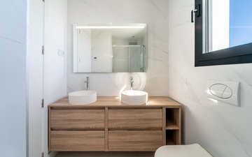 Property slide 19