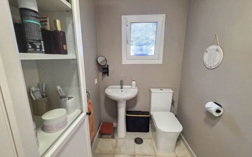 Property slide 10