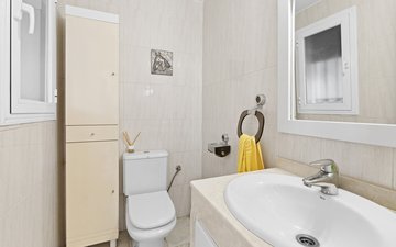 Property slide 19