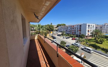 Property slide 18