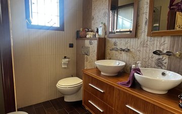 Property slide 14