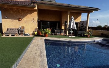 Property slide 49