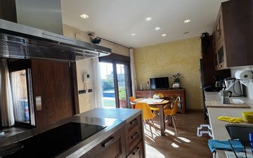 Property slide 8