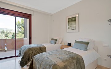Property slide 10