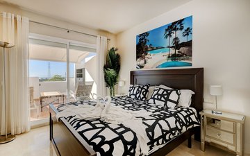 Property slide 22
