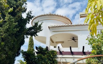 Property slide 14