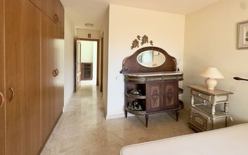 Property slide 42