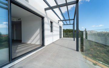 Property slide 16