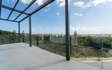 Property slide 18