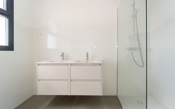 Property slide 25