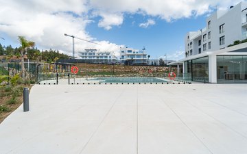 Property slide 39