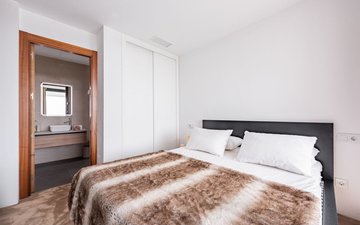 Property slide 10