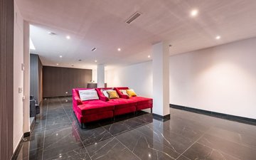 Property slide 18