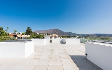 Property slide 20