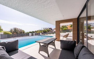 Property slide 25