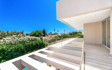 Property slide 17