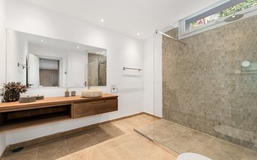 Property slide 22