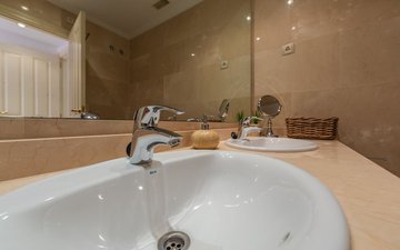 Property slide 31