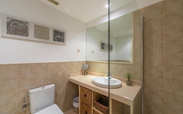 Property slide 38