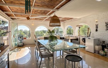 Property slide 27
