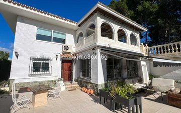 Property slide 33