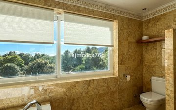 Property slide 40