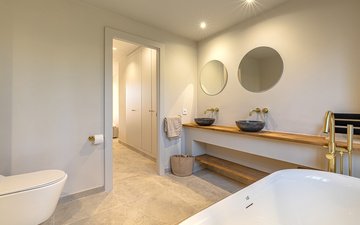 Property slide 20