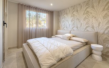 Property slide 21