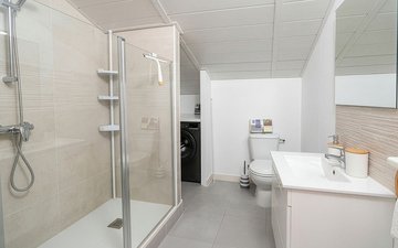Property slide 32