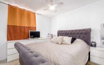 Property slide 46