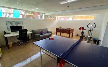 Property slide 36