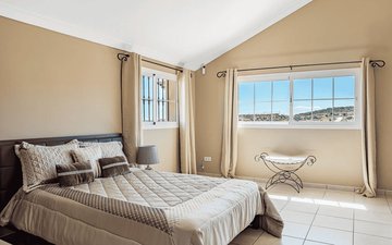 Property slide 31