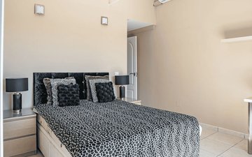 Property slide 39