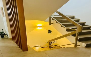 Property slide 10
