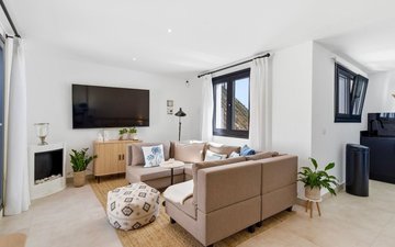 Property slide 16
