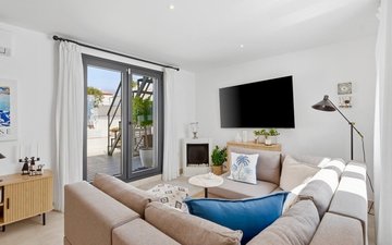 Property slide 18
