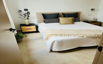 Property slide 6