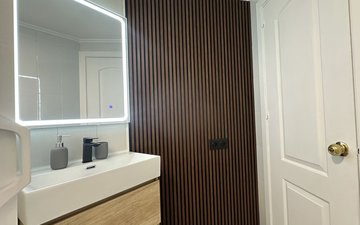 Property slide 17