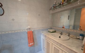 Property slide 14